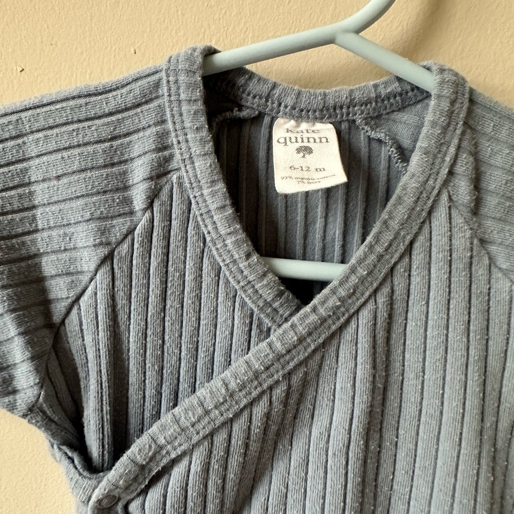 Kate Quinn - Ribbed Wrap Style Short Sleeve Onsie. Blue - Size 6-12m - Picture 3 of 3